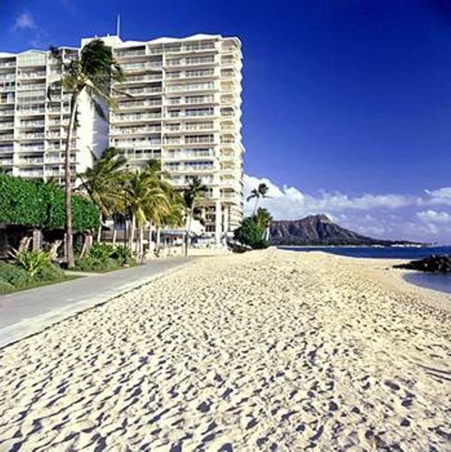 Castle Waikiki Shore Appart hôtel
