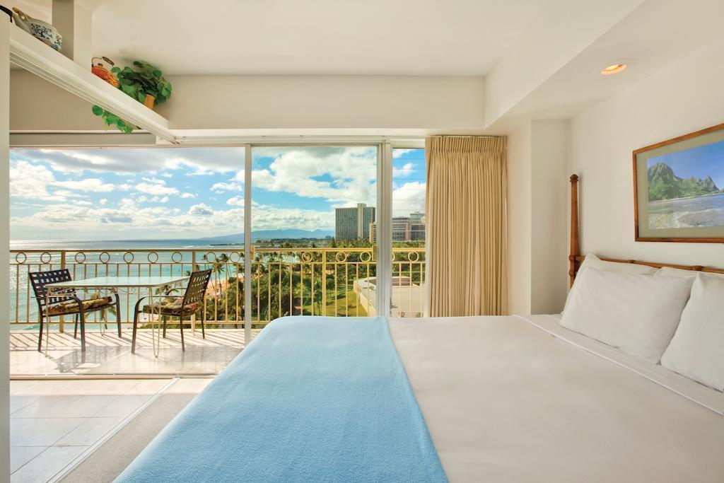 Castle Waikiki Shore Appart hôtel
