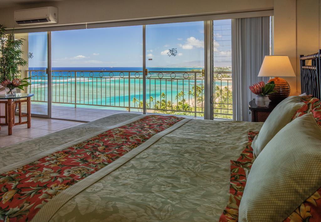 Castle Waikiki Shore Honolulu