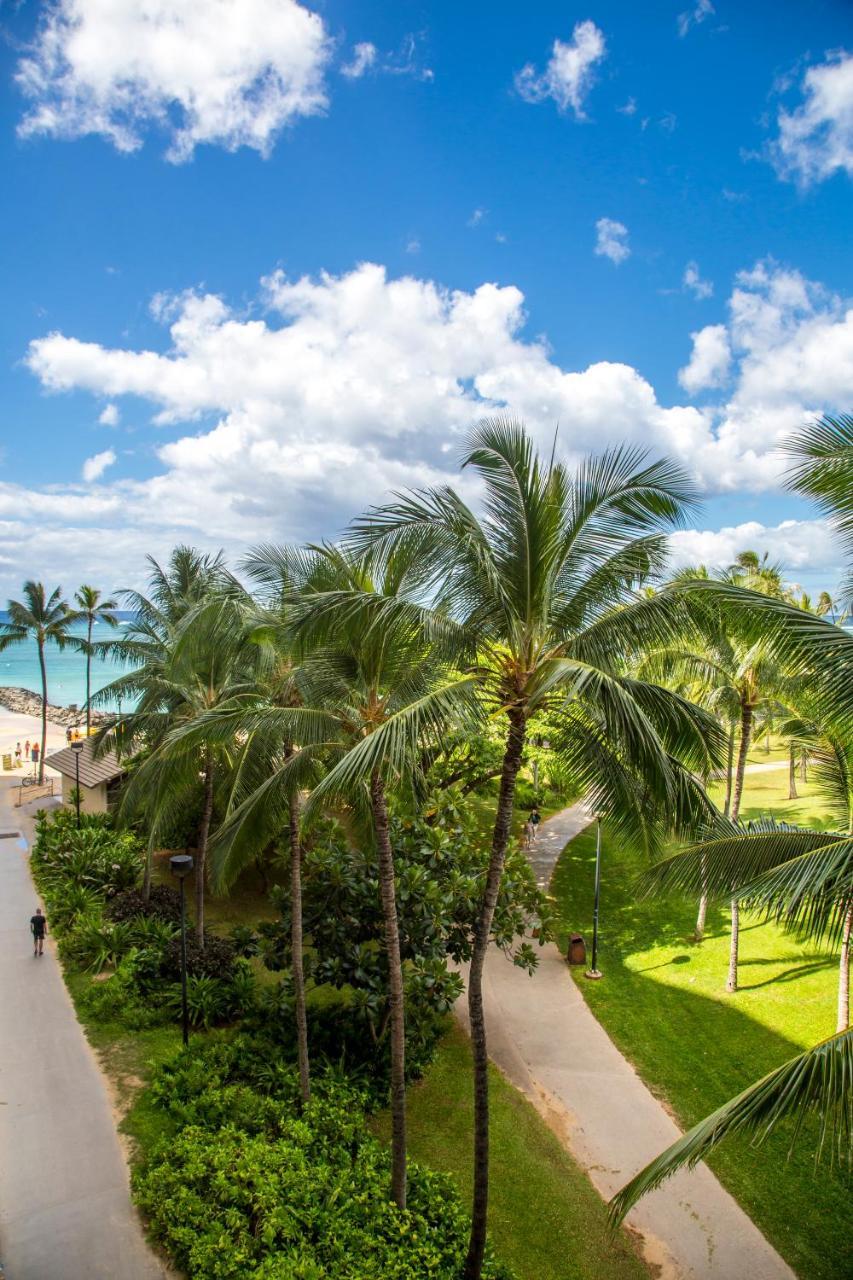 Castle Waikiki Shore Appart hôtel